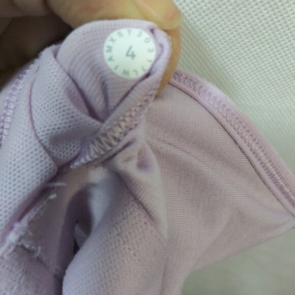 Lululemon Power Pose Tank *Light Support For A/B Cup Dusty Dawn Size 4 - Picture 7 of 8